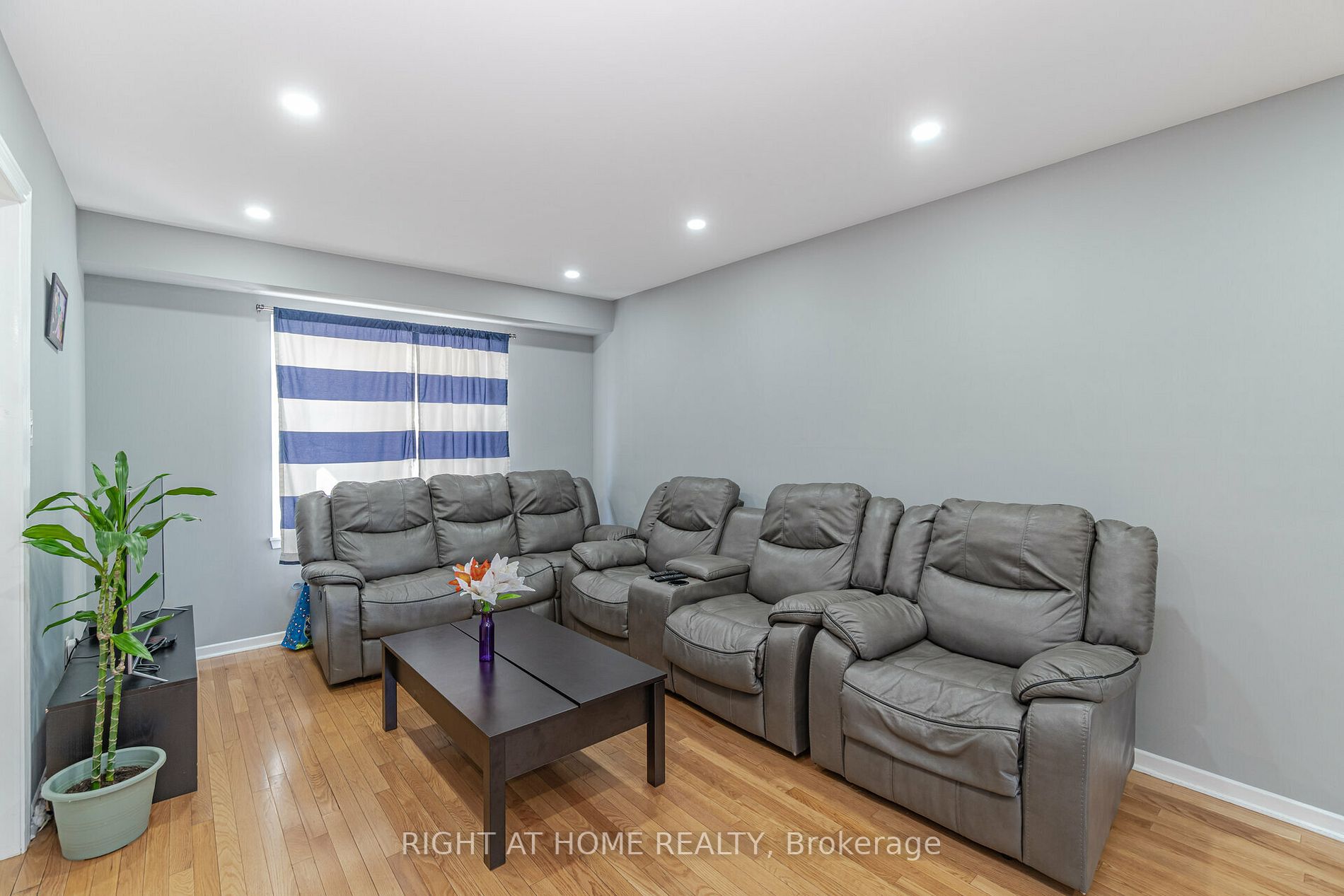 1020 Central Park Dr, #75