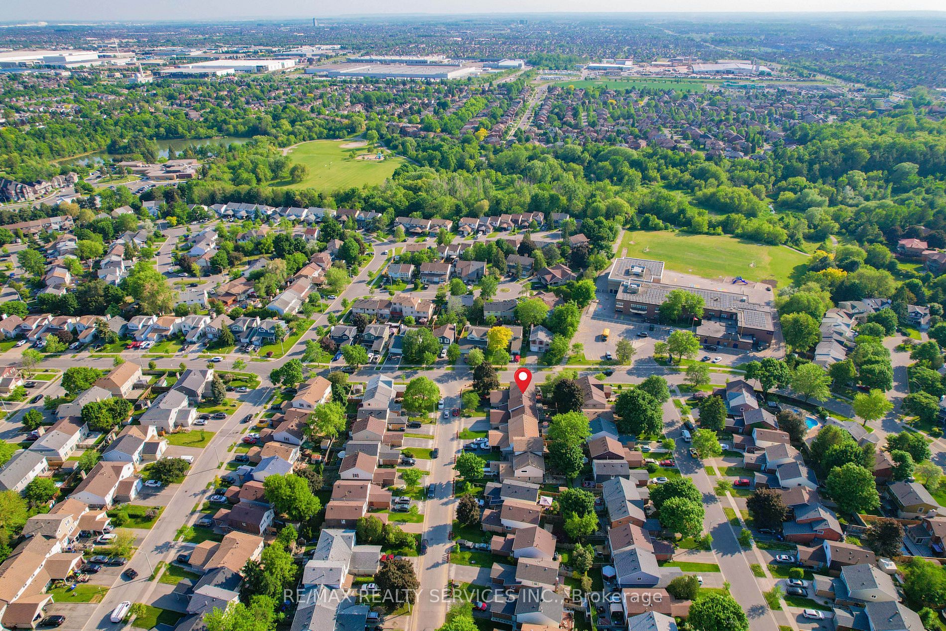 4 Traverston Crt