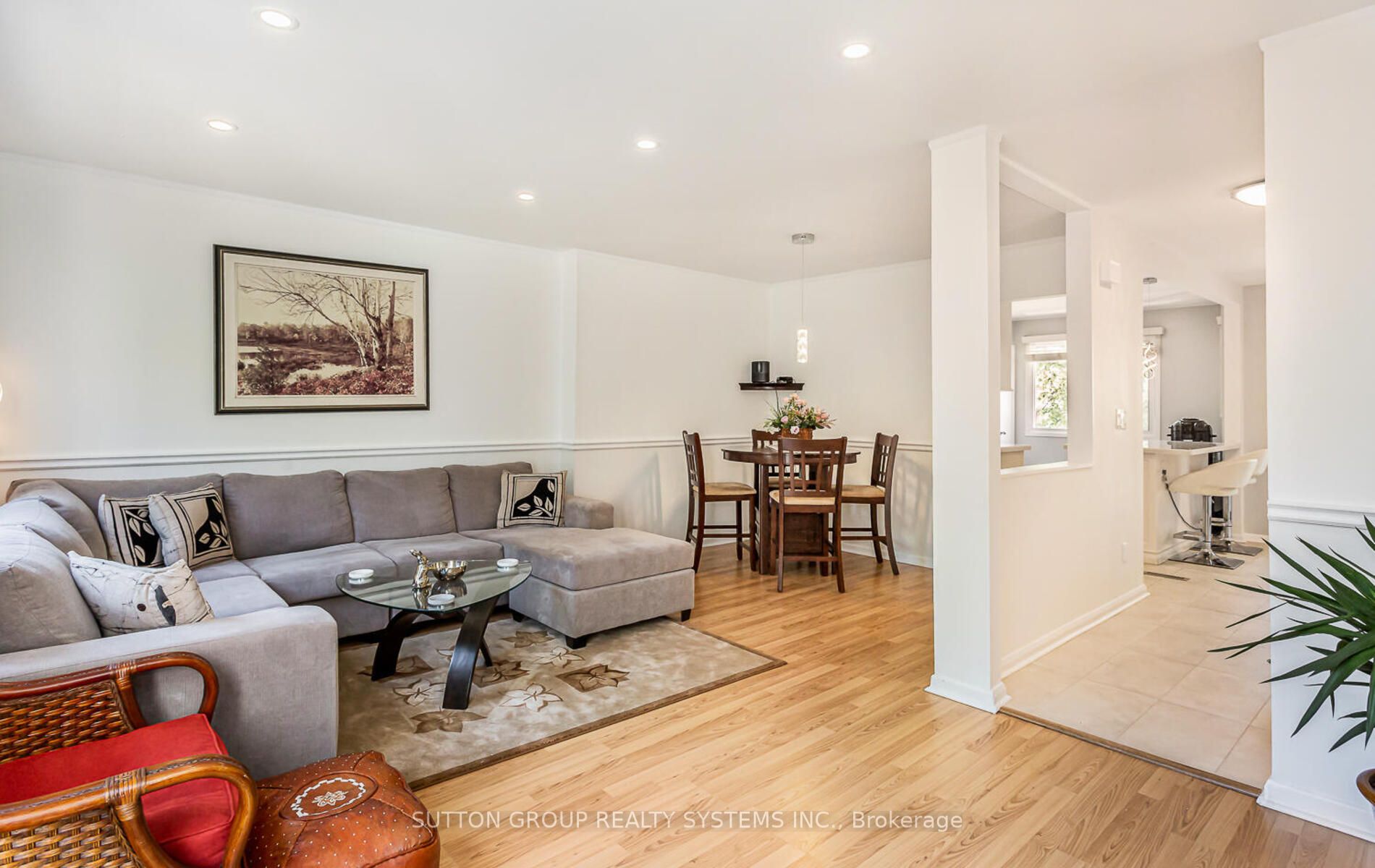 2651 Aquitaine Ave, #19