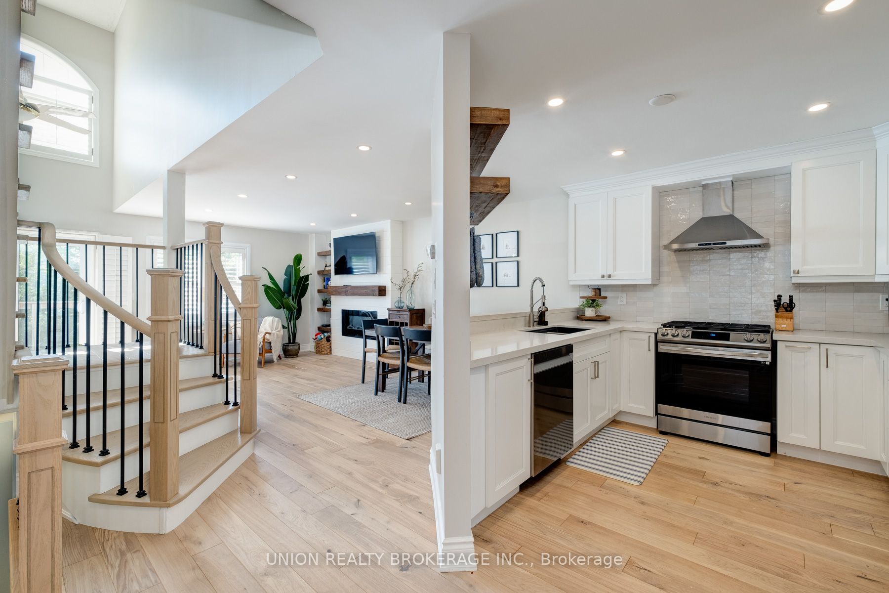 2250 Rockingham Dr, #14