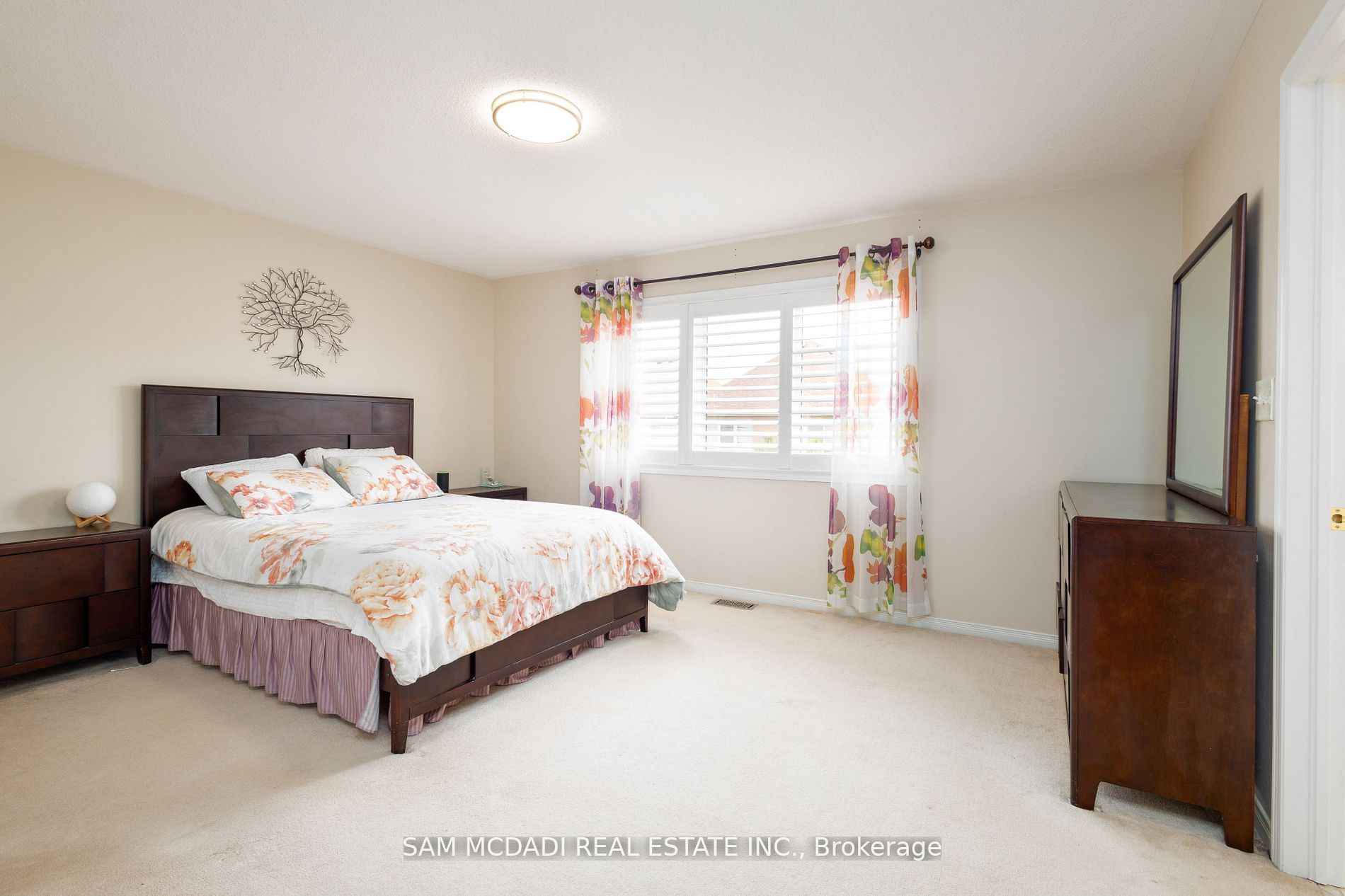 4879 Marble Arch Mews
