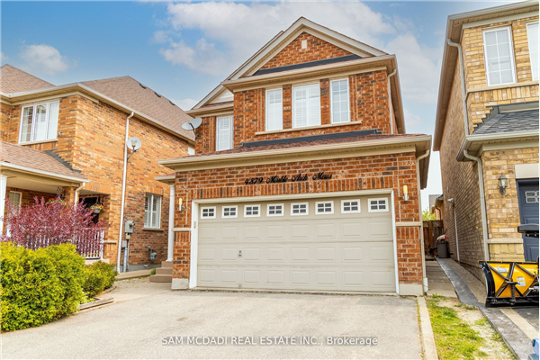 4879 Marble Arch Mews, Mississauga