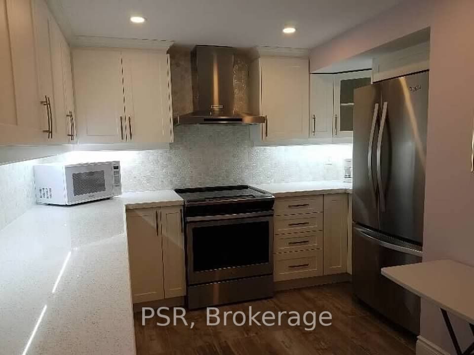 1216 Falgarwood Dr