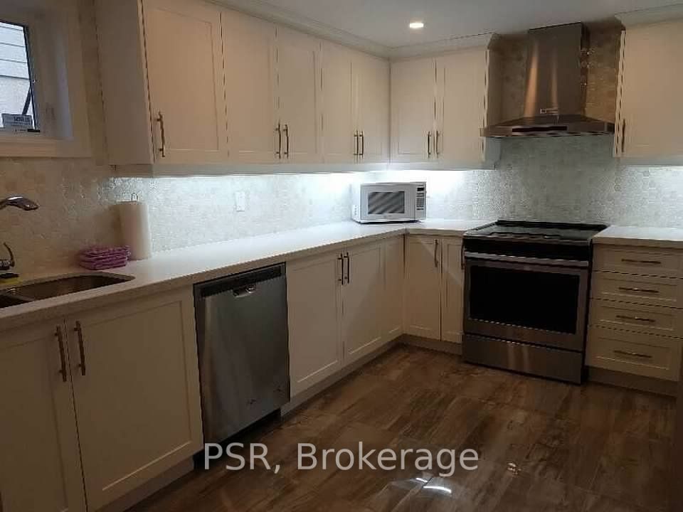 1216 Falgarwood Dr