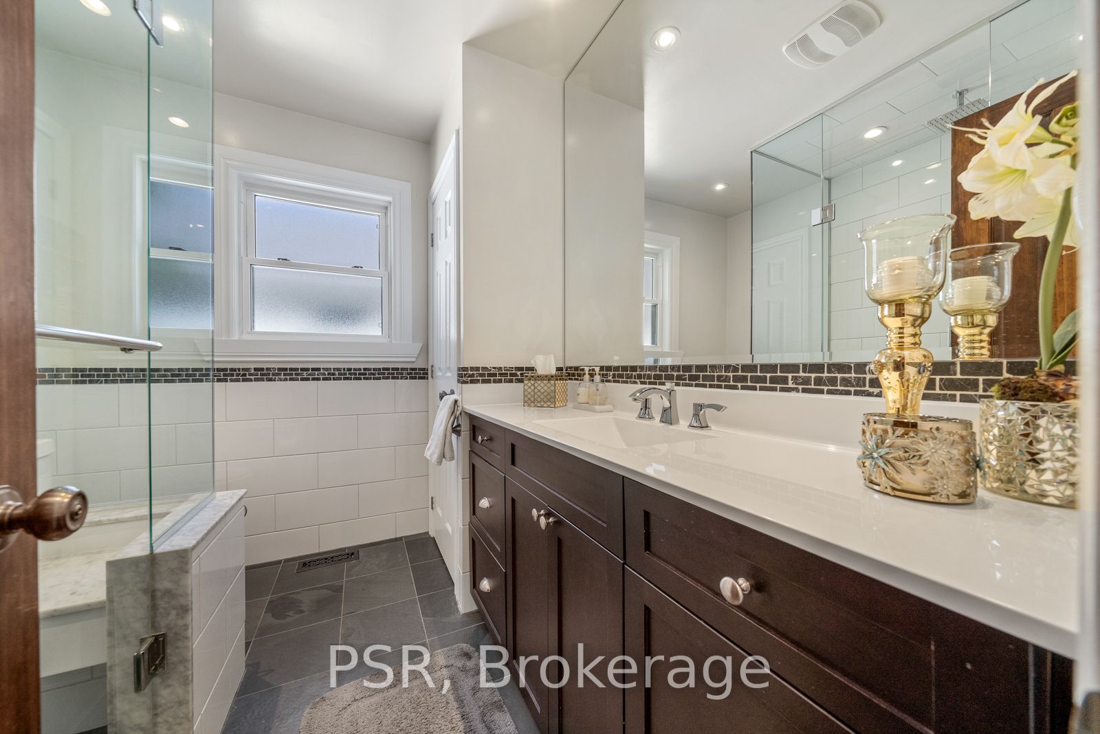1216 Falgarwood Dr