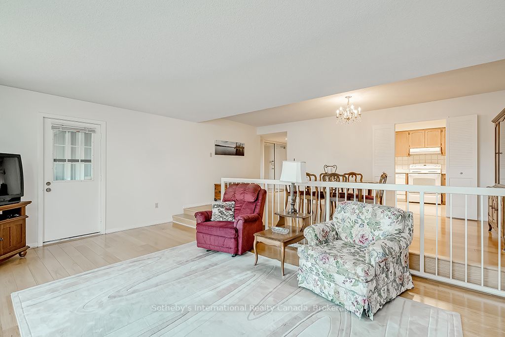 2175 Marine Drive, #204
