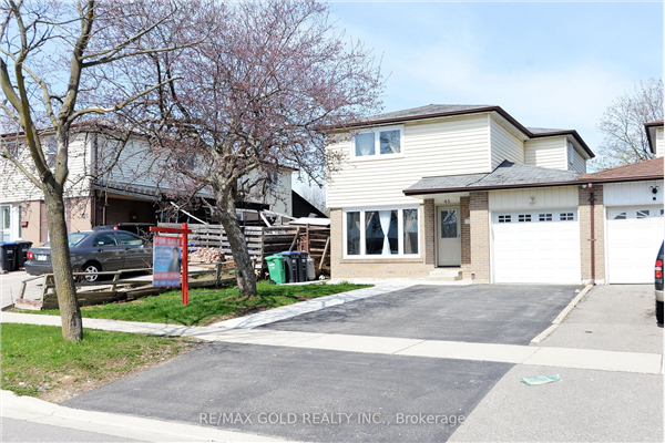 48 Garside Cres, Brampton