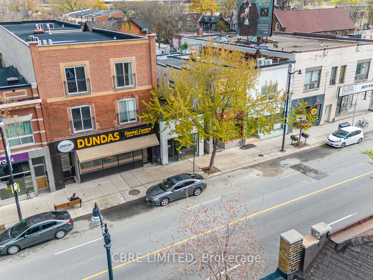 2978-88 Dundas St W
