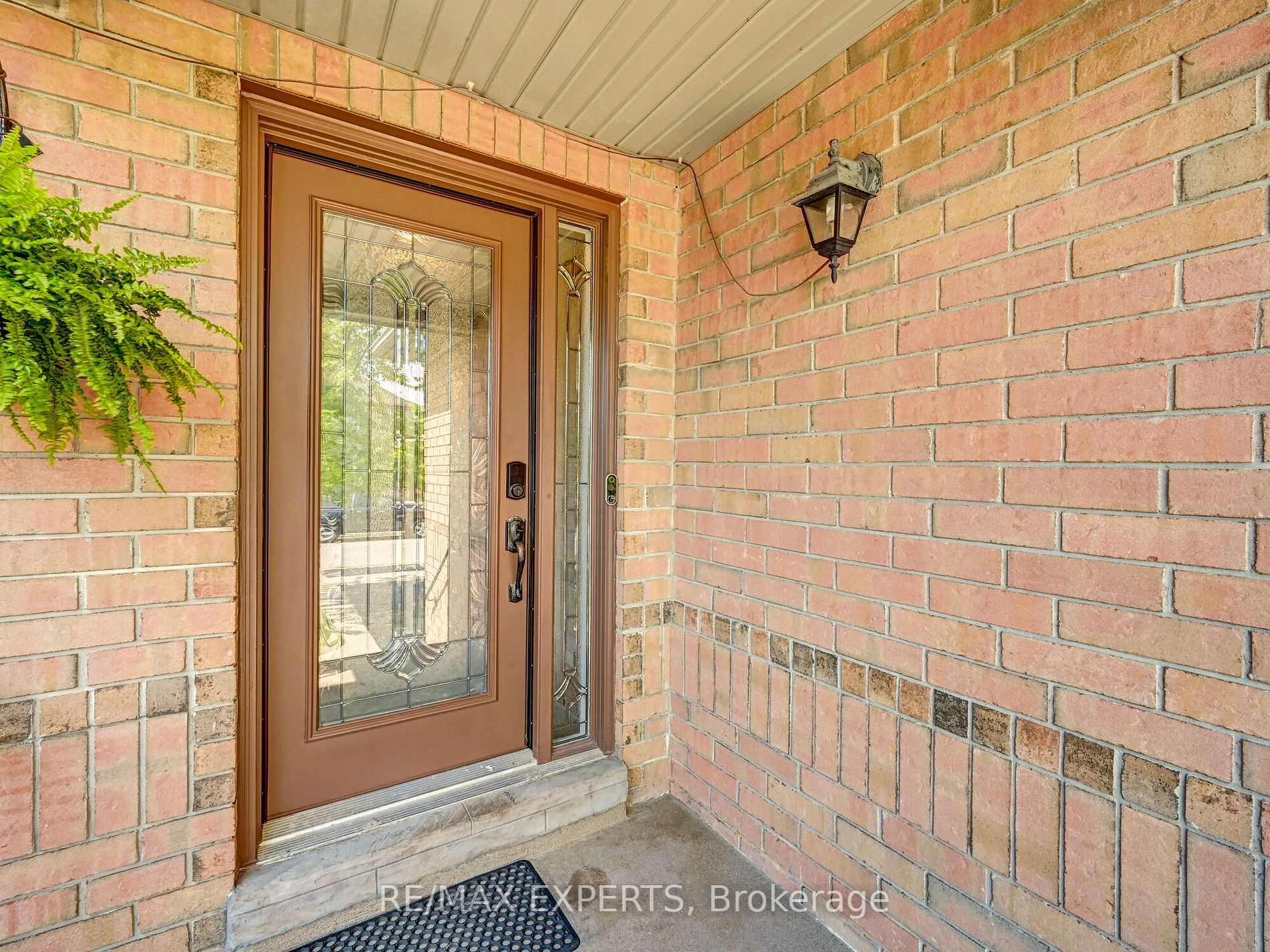 77 Emily Carr Crescent