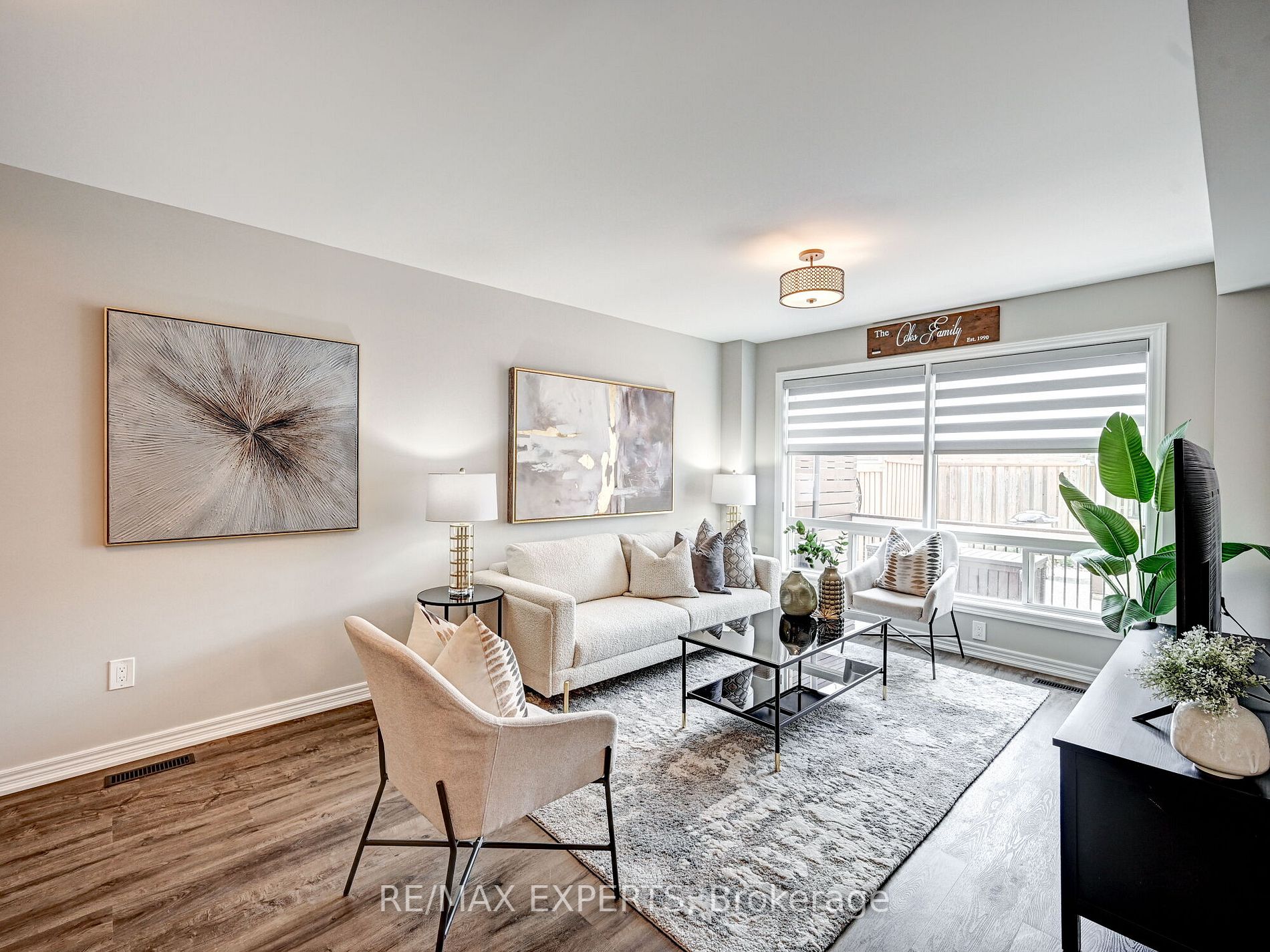 77 Emily Carr Crescent