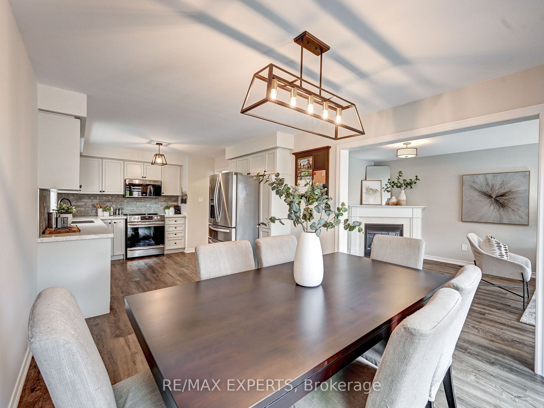 77 Emily Carr Crescent