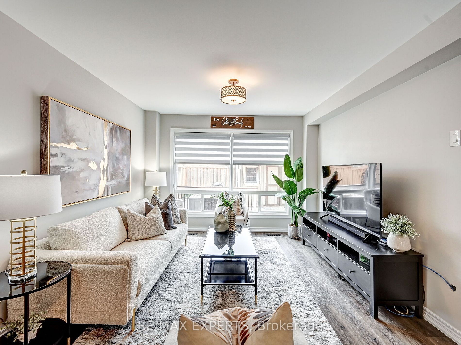 77 Emily Carr Crescent
