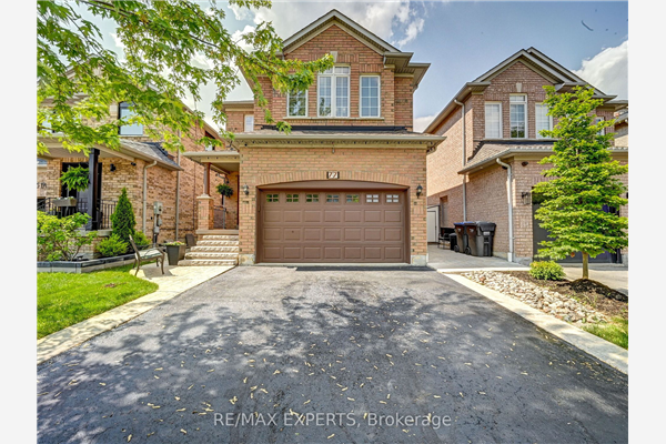77 Emily Carr Cres, Caledon