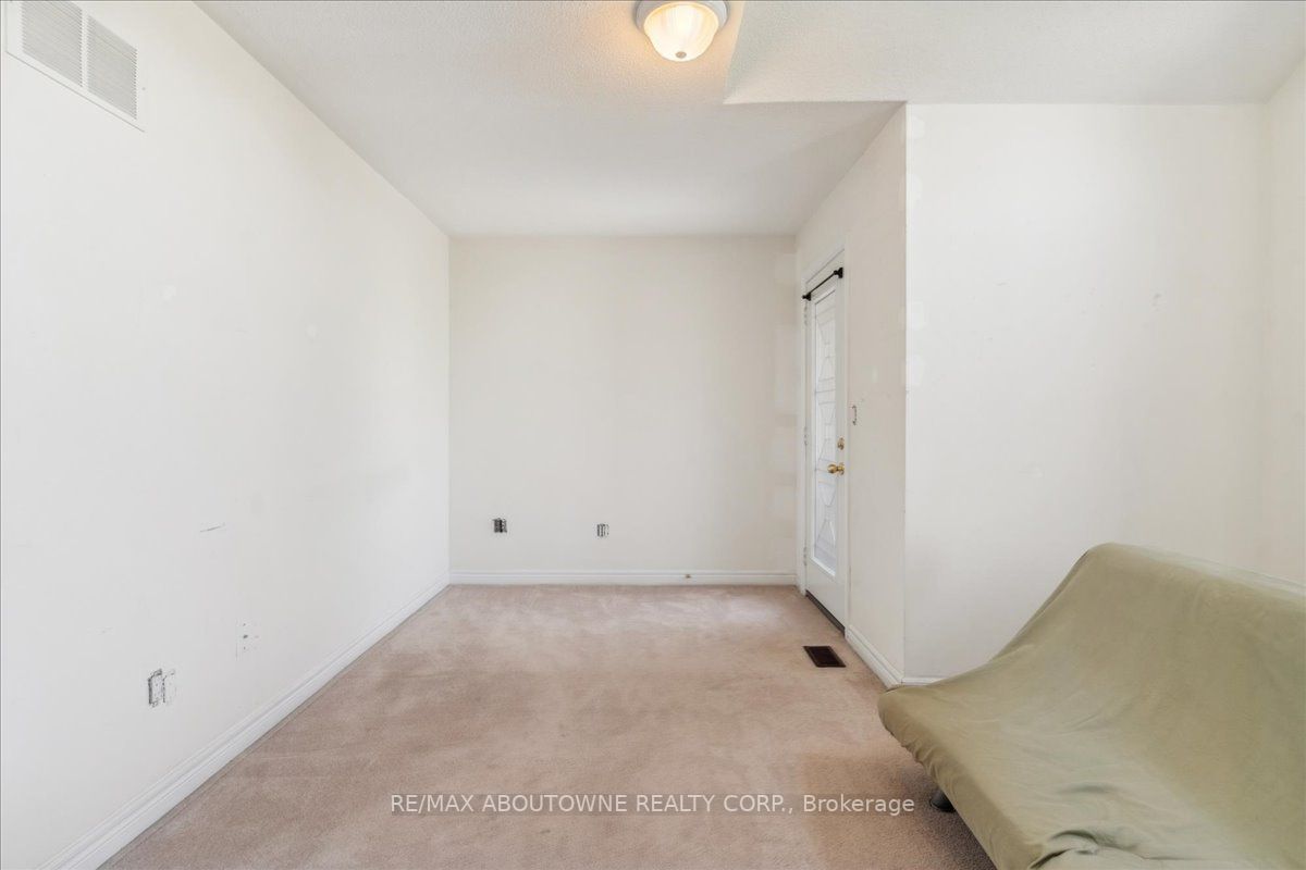 Listing W6076468 - Large Photo # 28