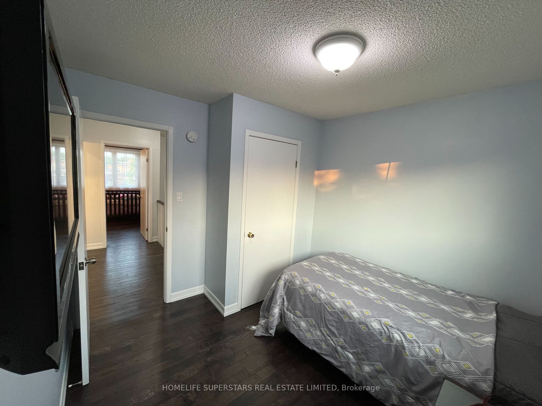 152 Sunforest Dr