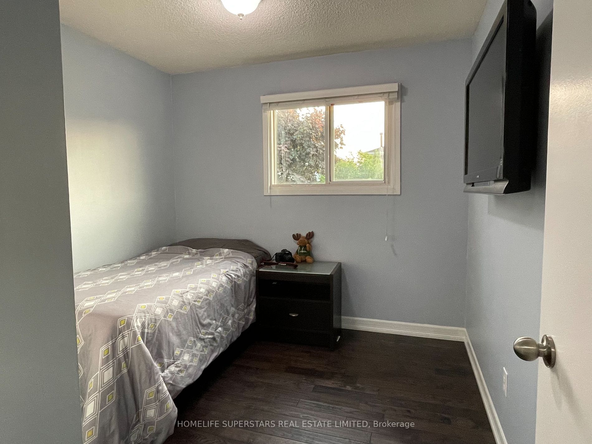 152 Sunforest Dr
