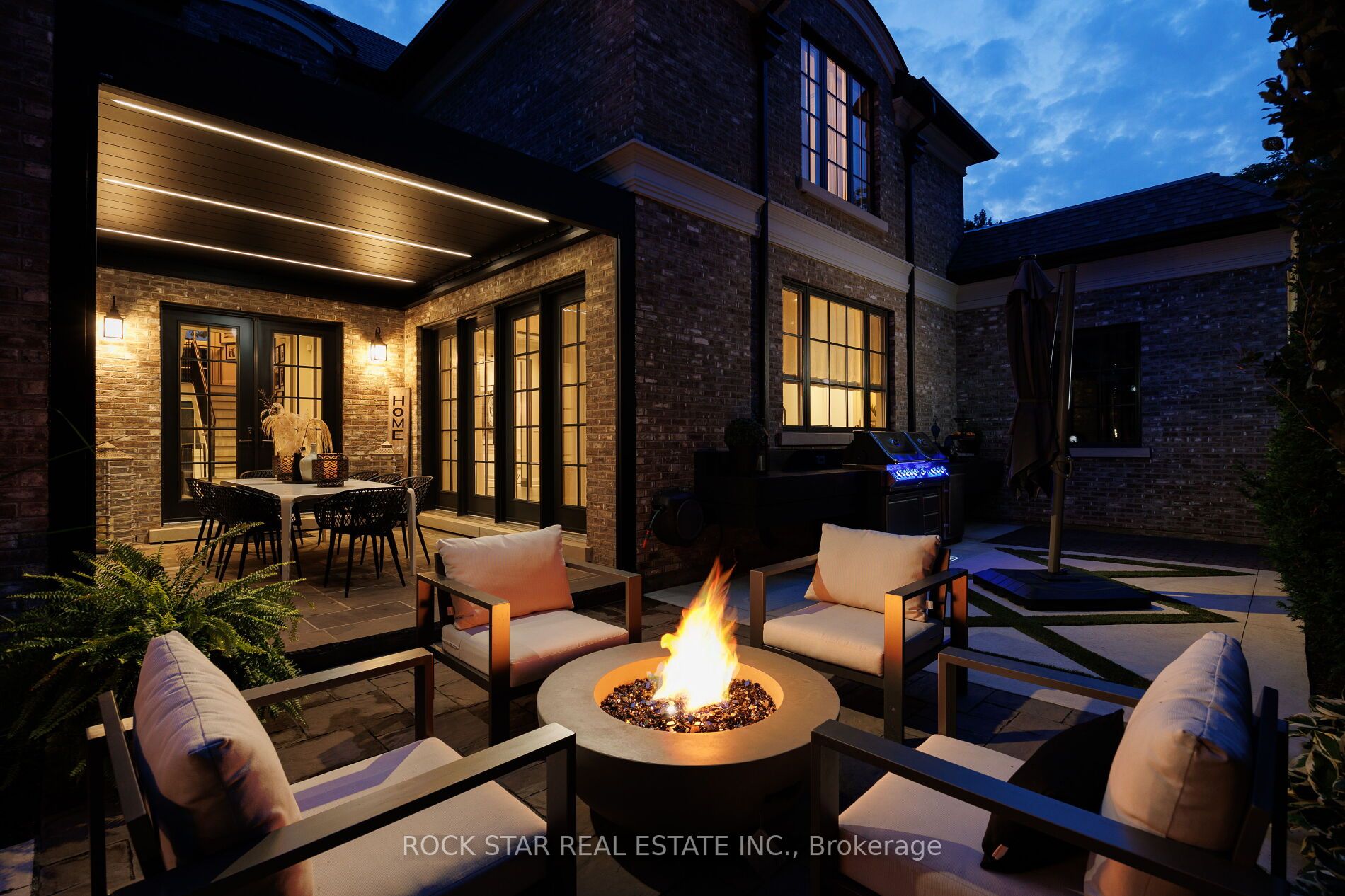 421 Wedgewood Dr