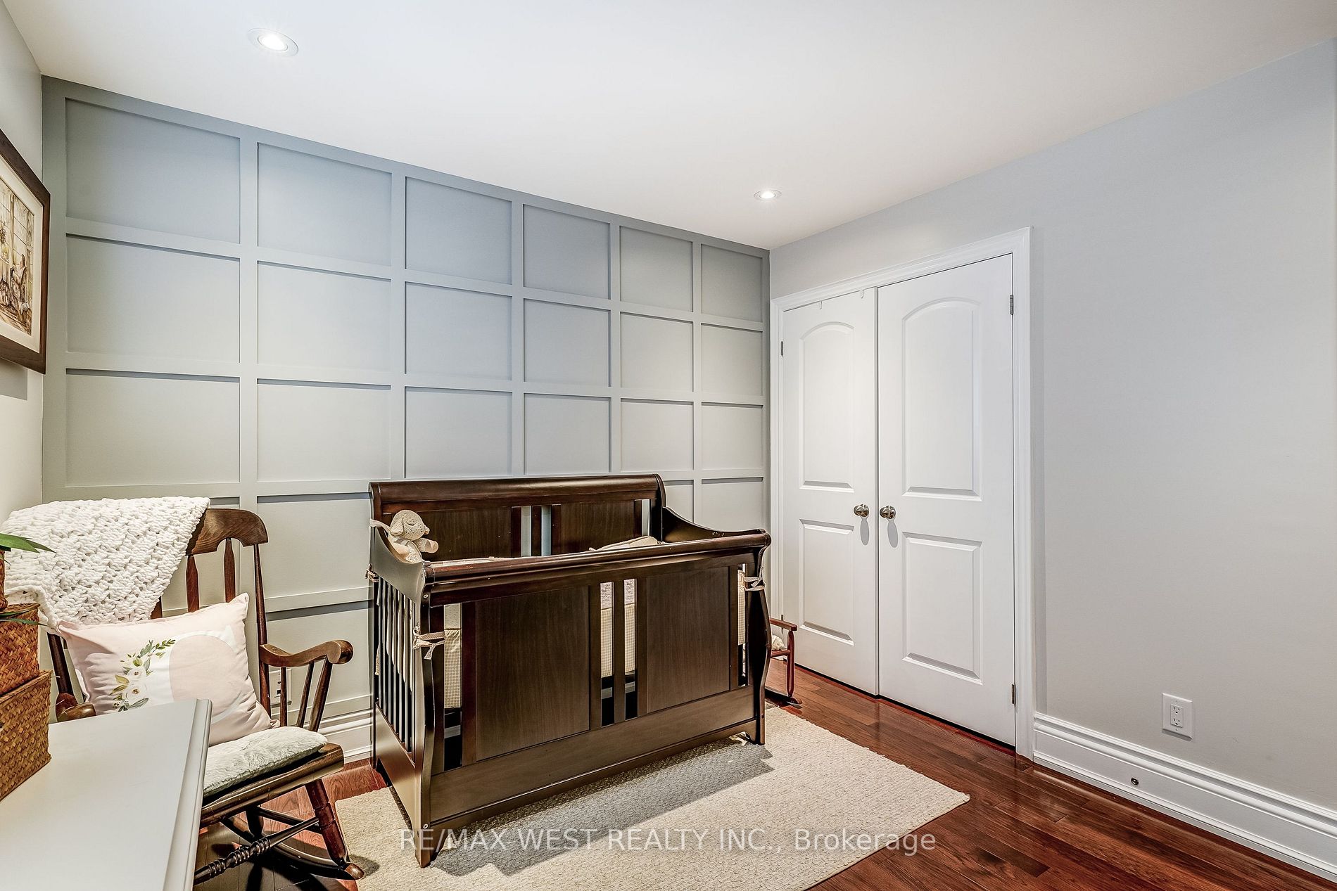 17 Antrim Crt