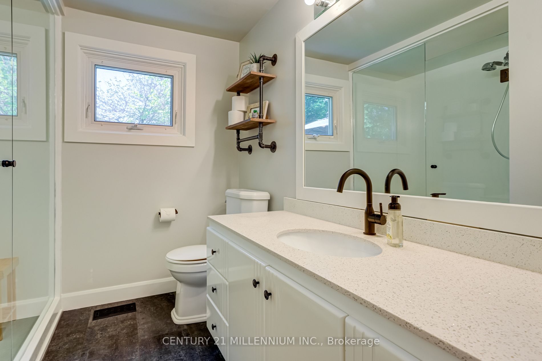 49 Ridgehill Dr