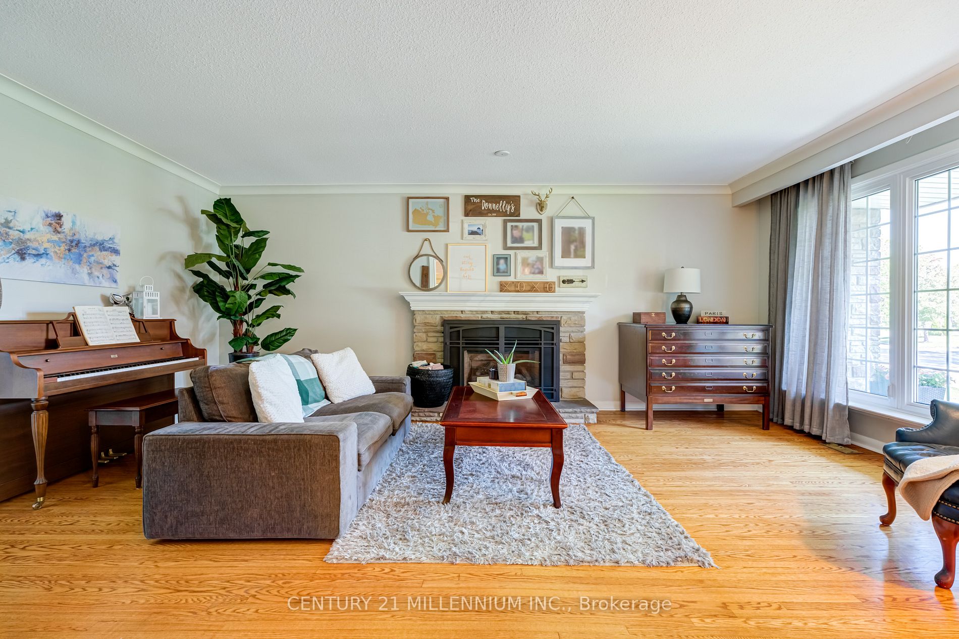 49 Ridgehill Dr