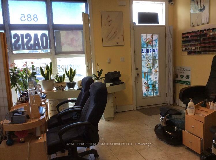 885 Lakeshore Rd E, #11