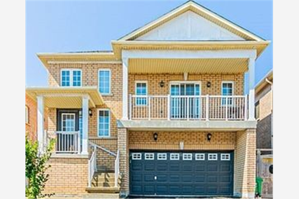 362 Queen Mary Dr, Brampton