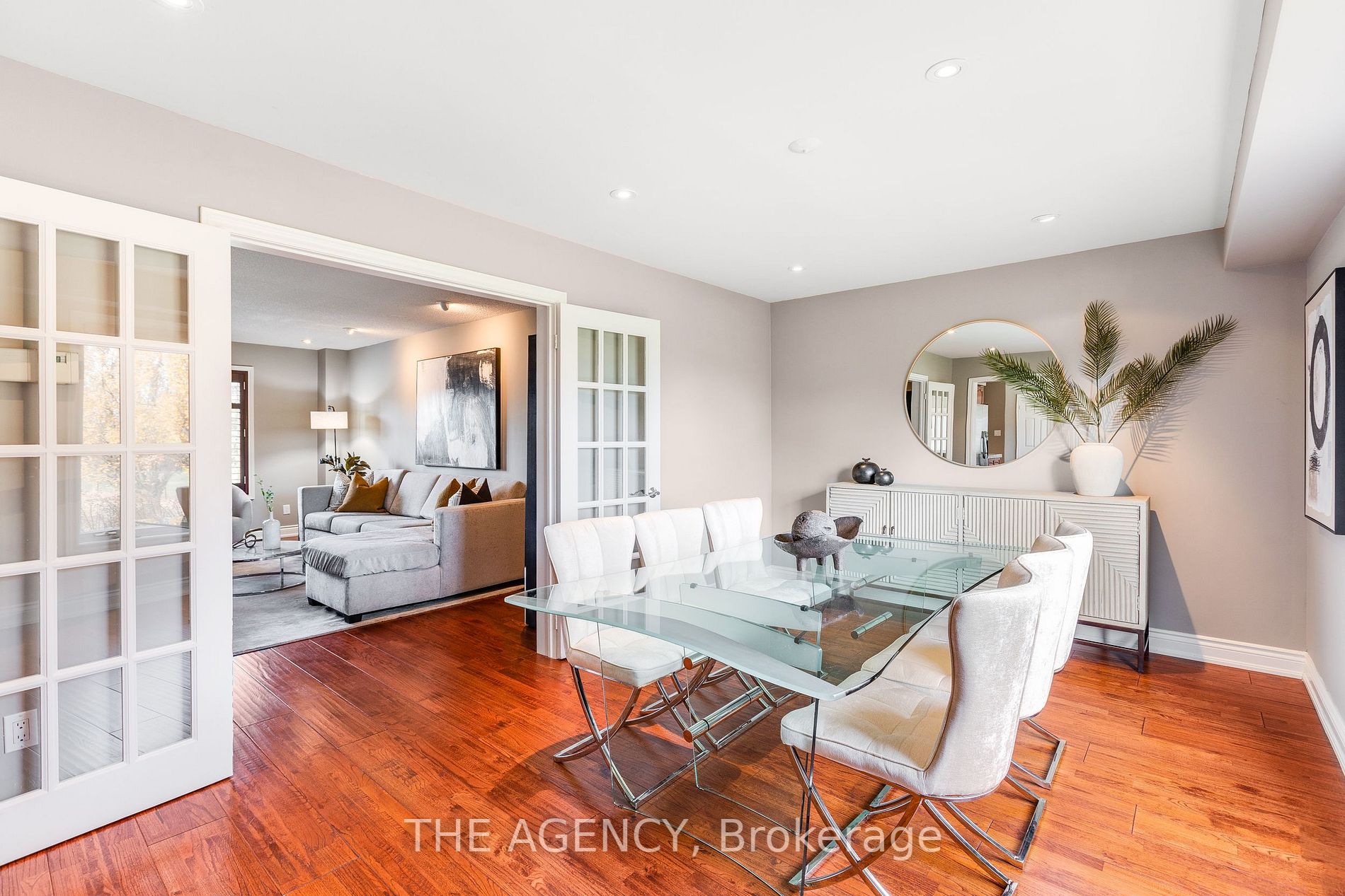 49 Cranston Dr