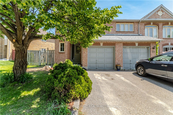 27 Gilgorm Rd, Brampton