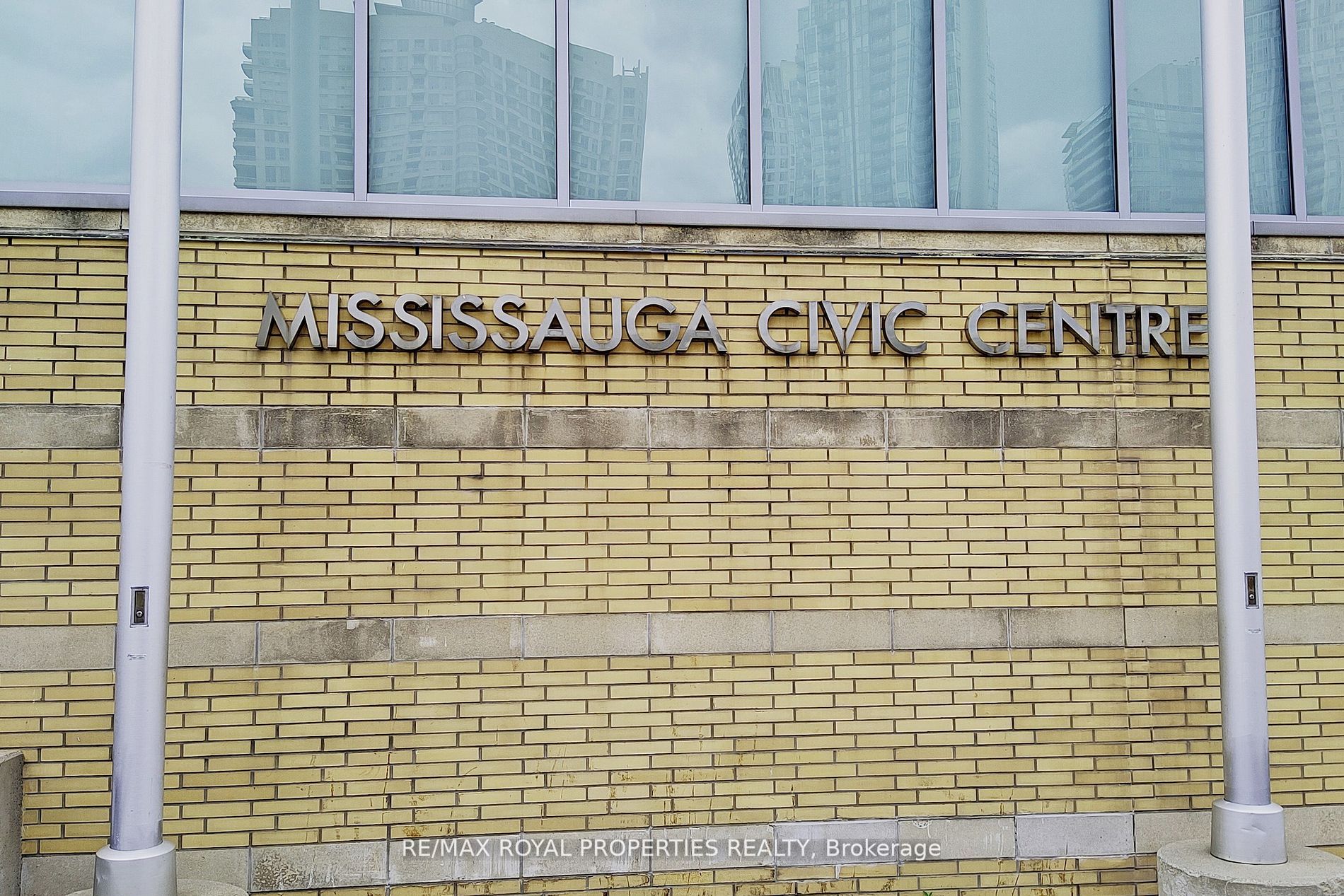 265 Enfield Pl, #1807