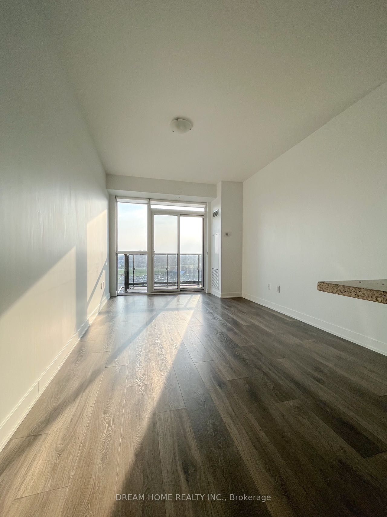 4633 Glen Erin Dr, #1111