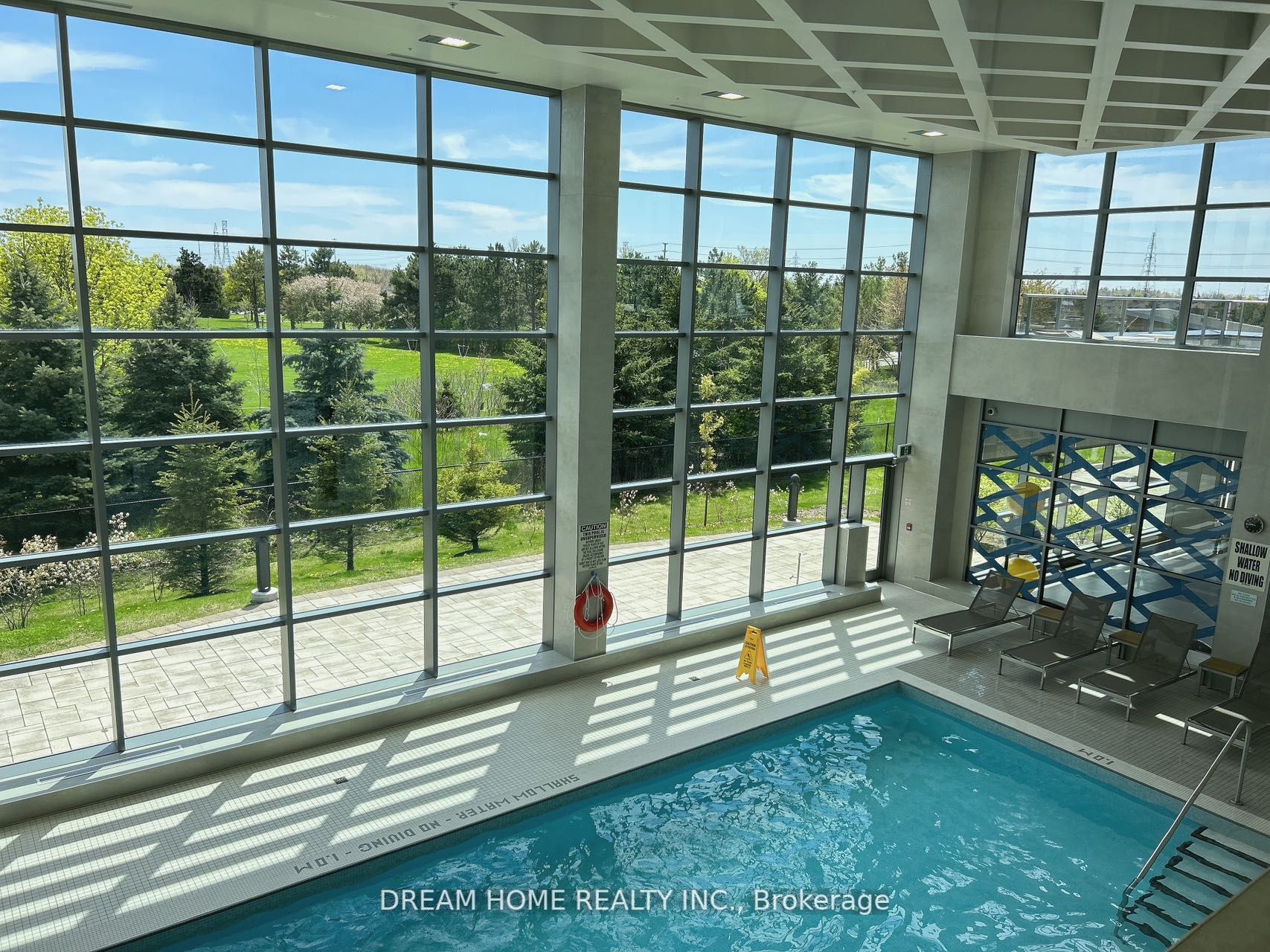 4633 Glen Erin Dr, #1111