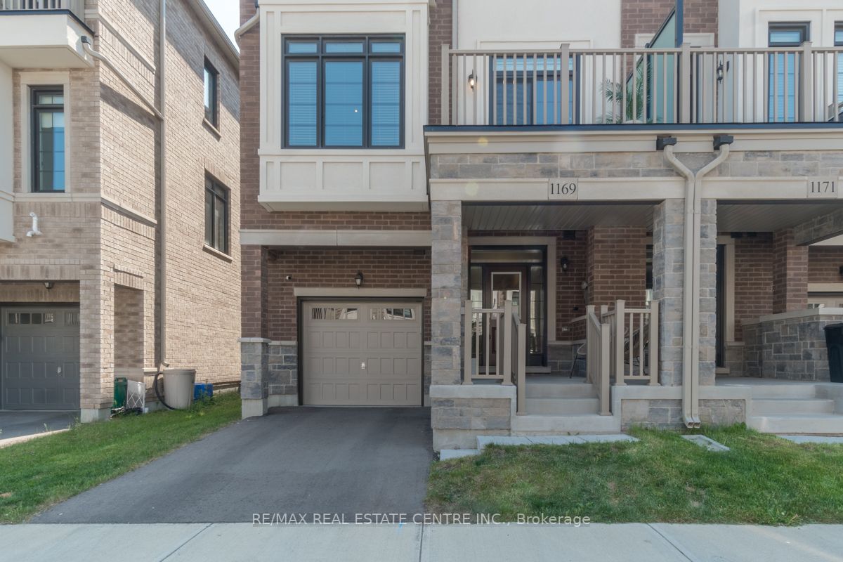 1169 Lloyd Landing