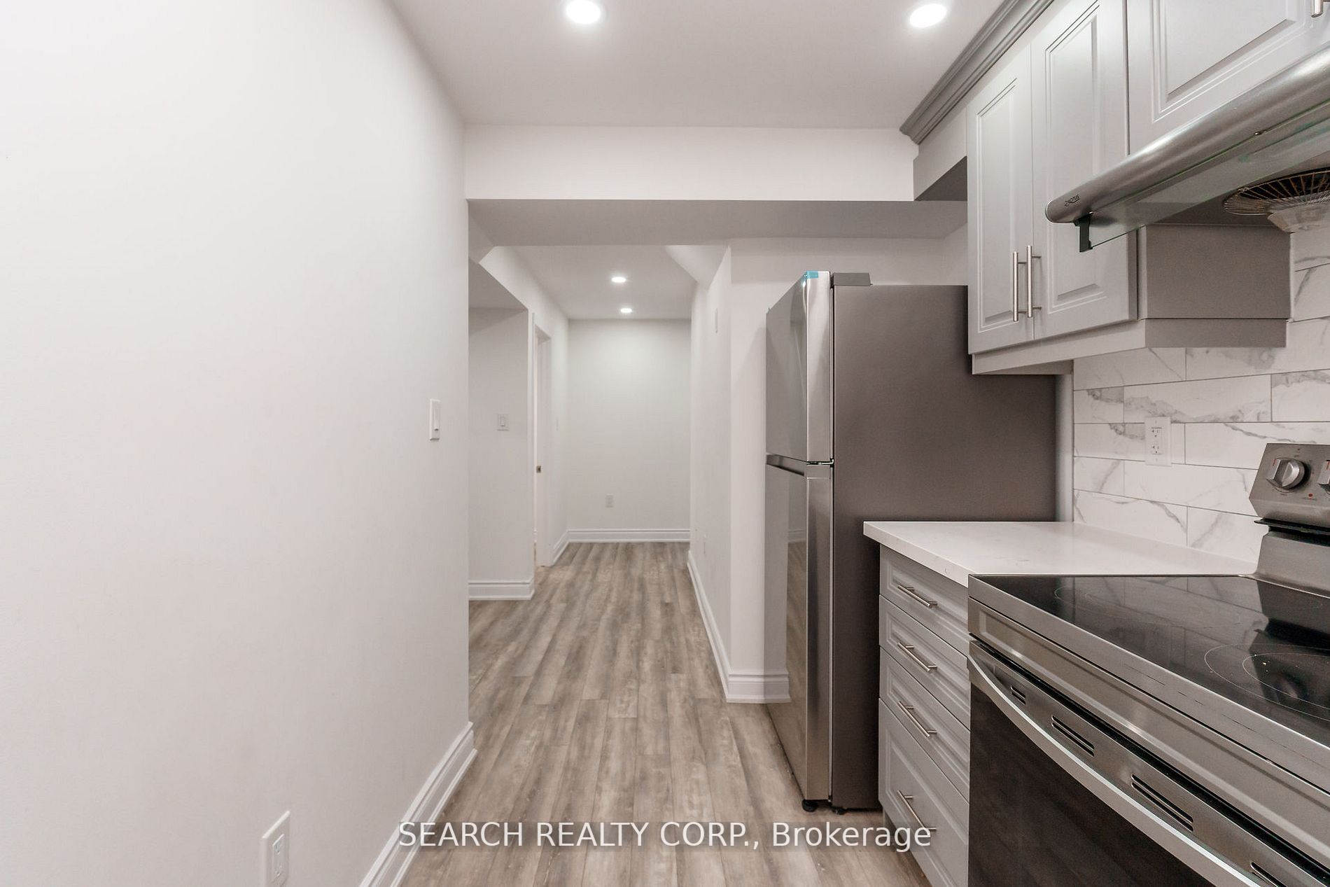 51 Sutter Ave