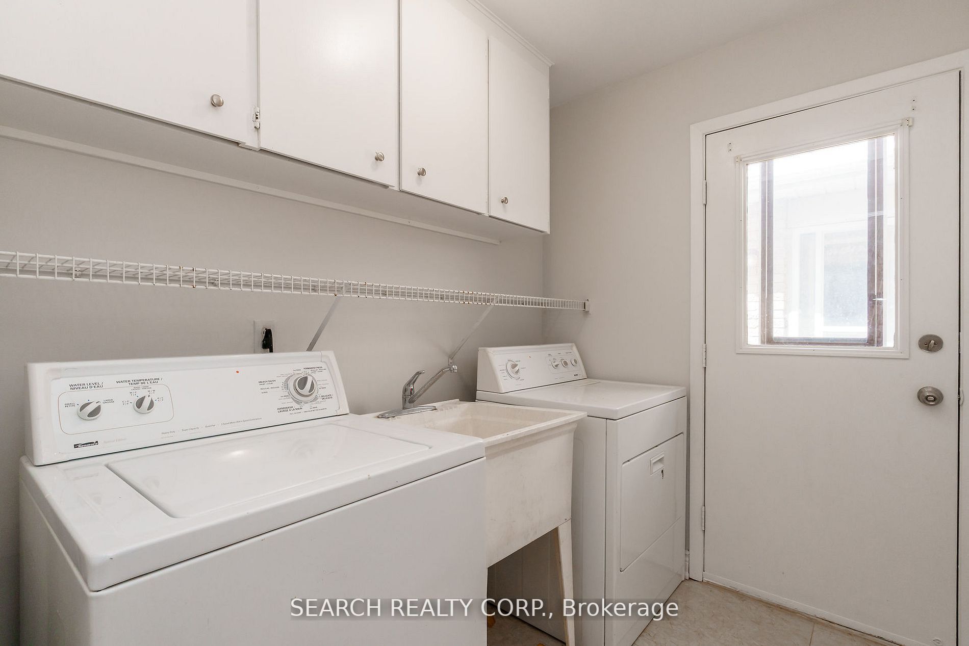 51 Sutter Ave
