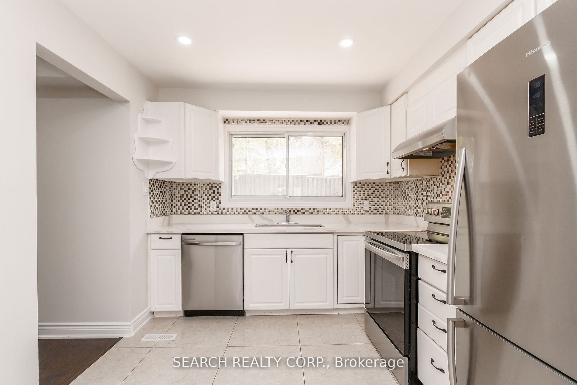 51 Sutter Ave