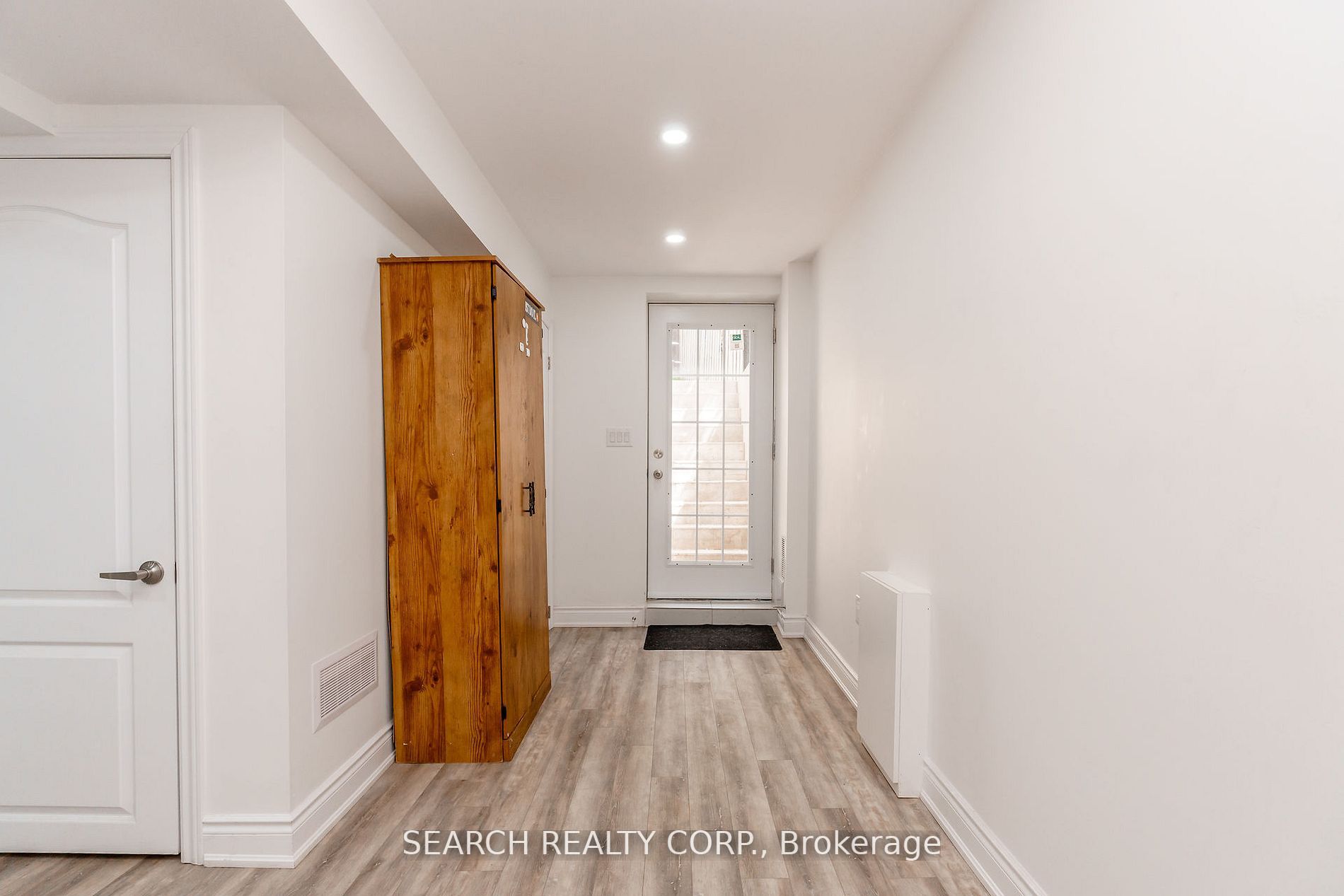 51 Sutter Ave