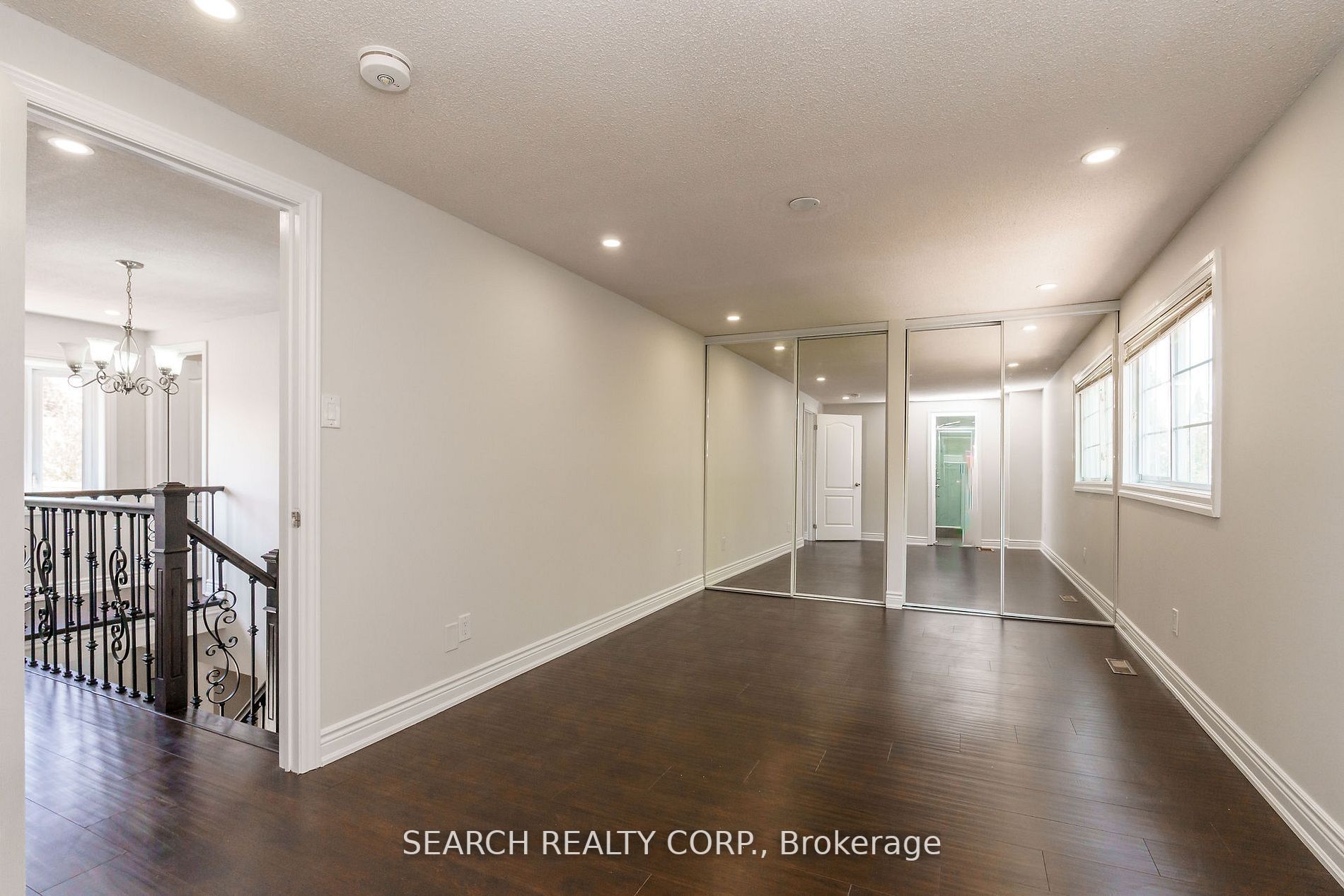 51 Sutter Ave