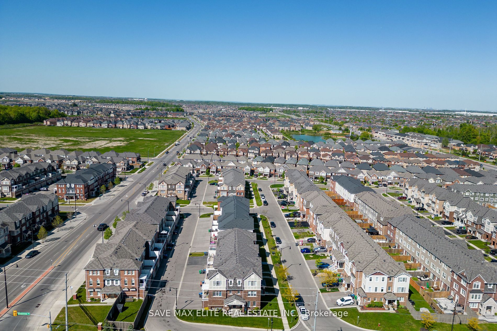 30 Metro Cres