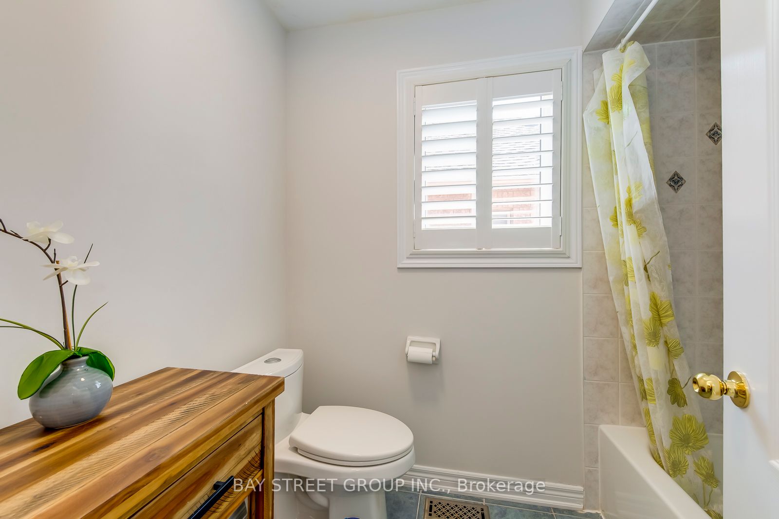2309 Coronation Dr