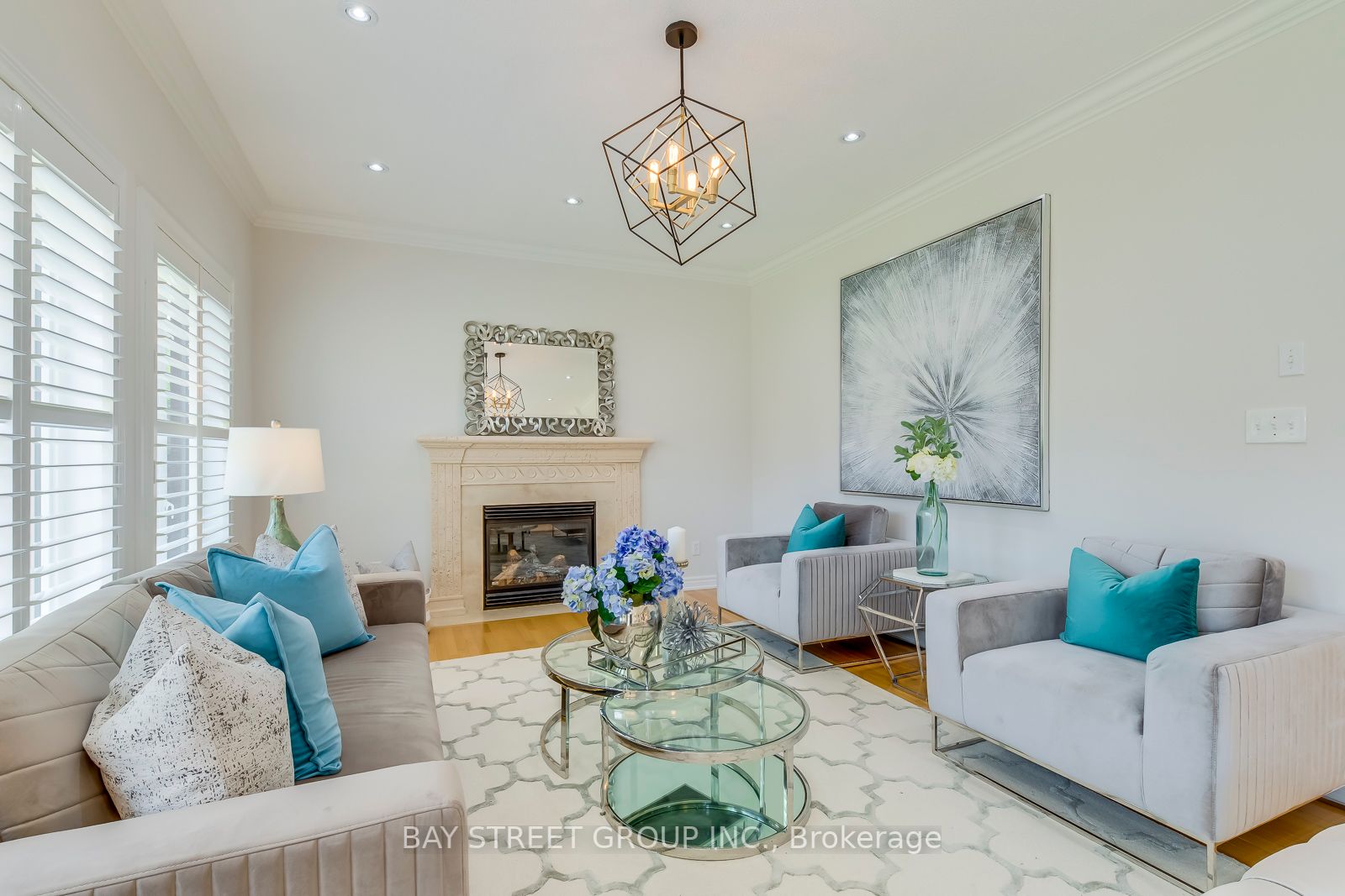 2309 Coronation Dr