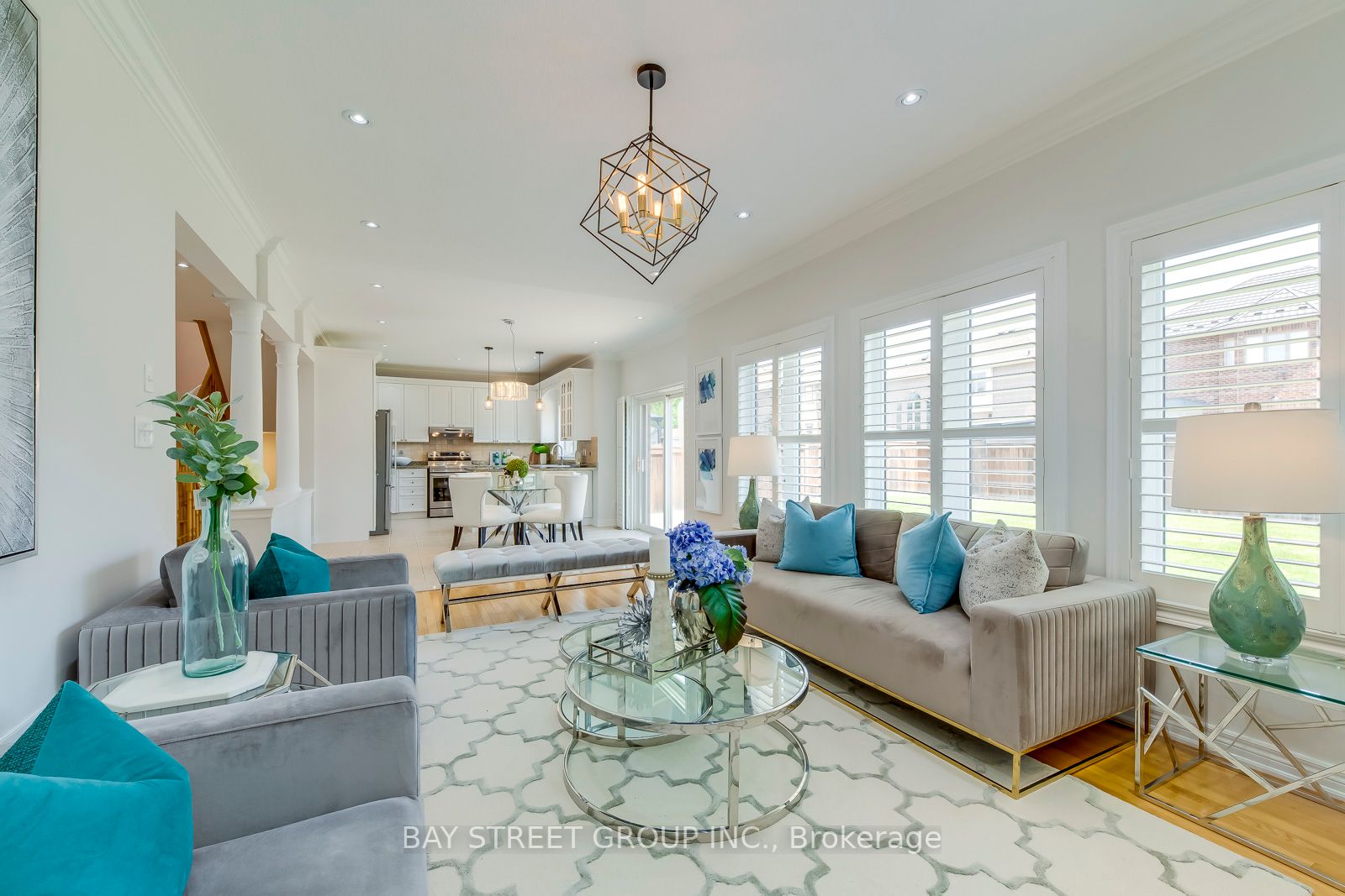 2309 Coronation Dr