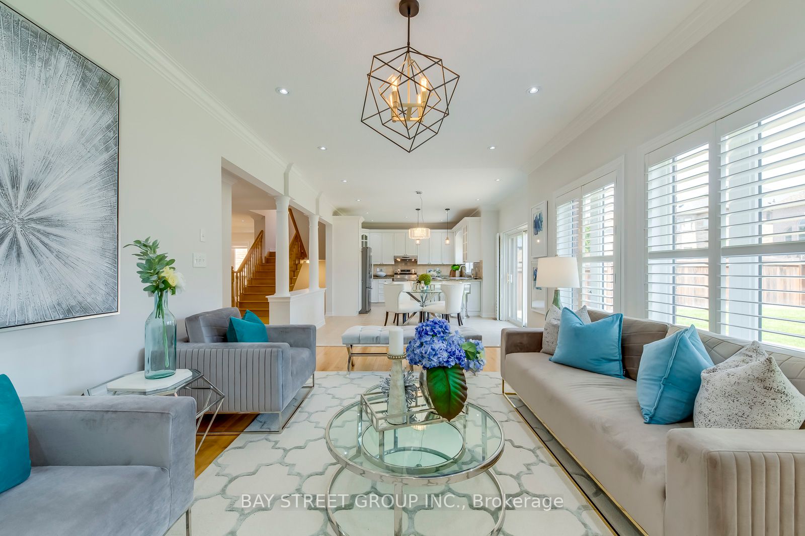 2309 Coronation Dr