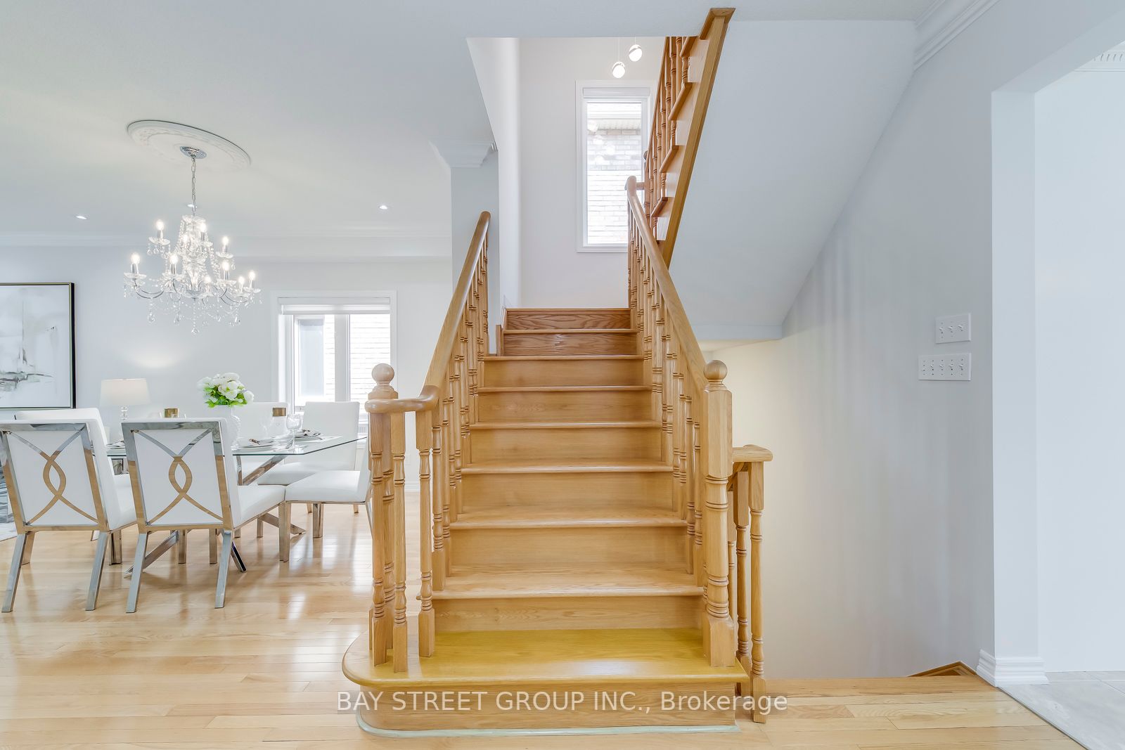 2309 Coronation Dr