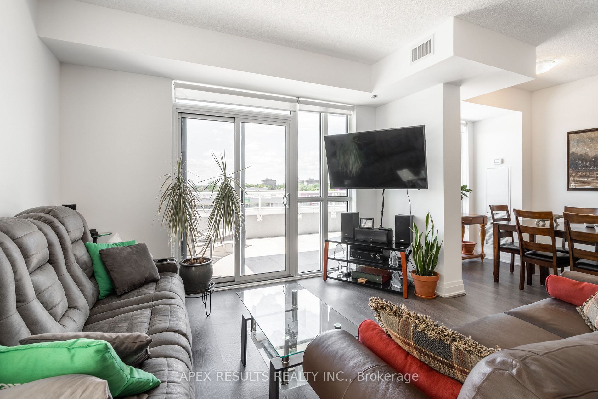 55 Speers Rd, #411