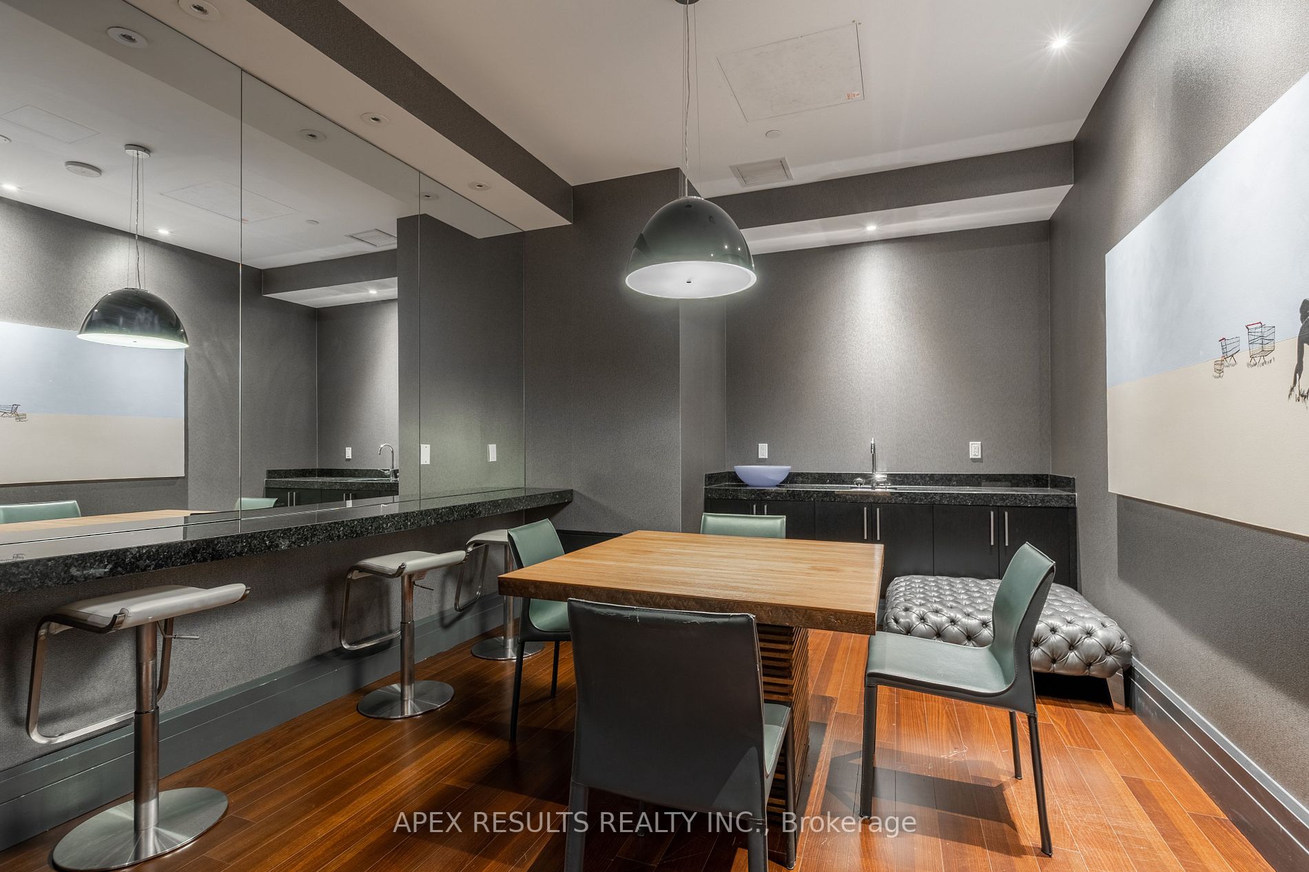 55 Speers Rd, #411