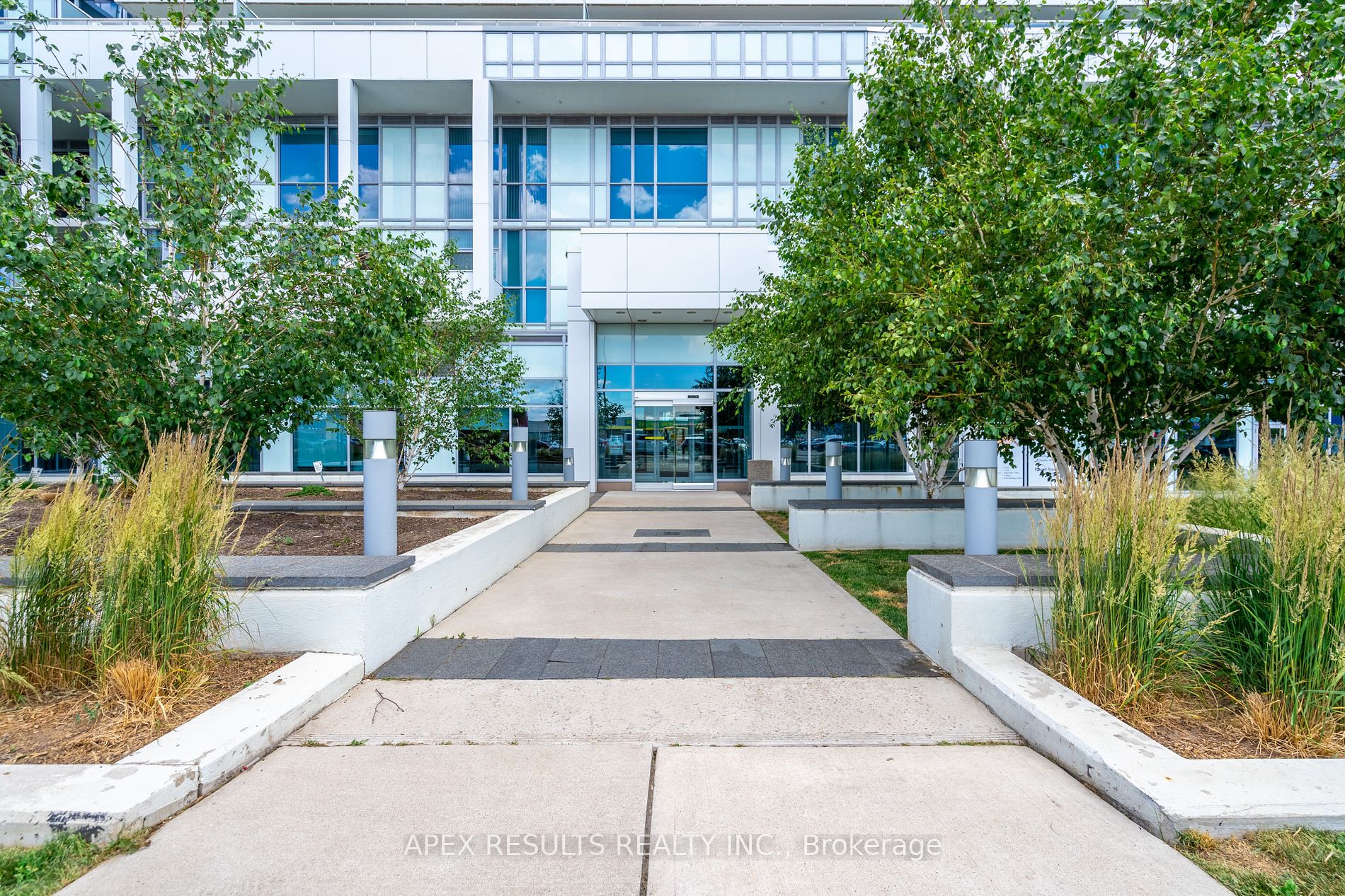 55 Speers Rd, #411