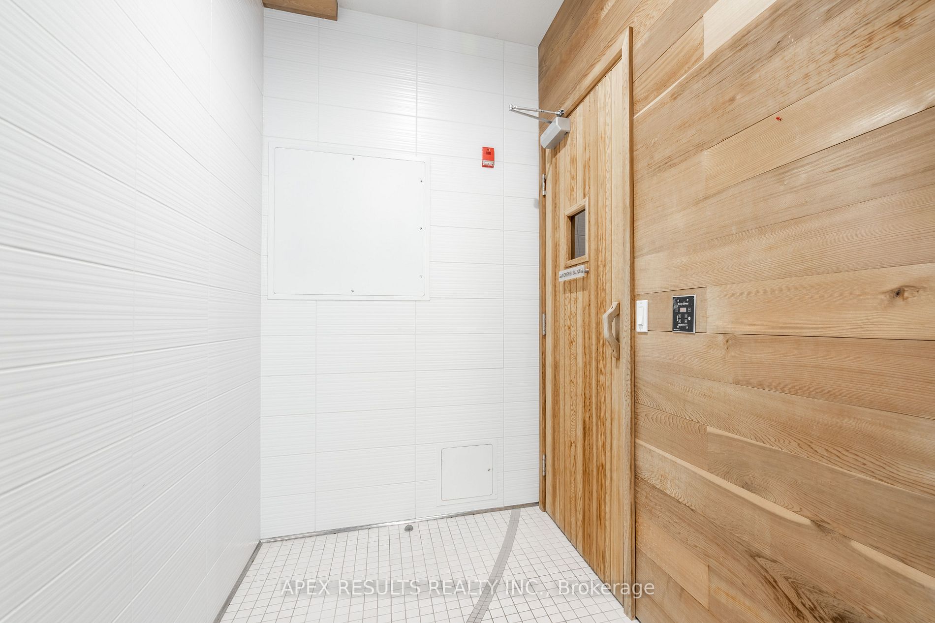 55 Speers Rd, #411