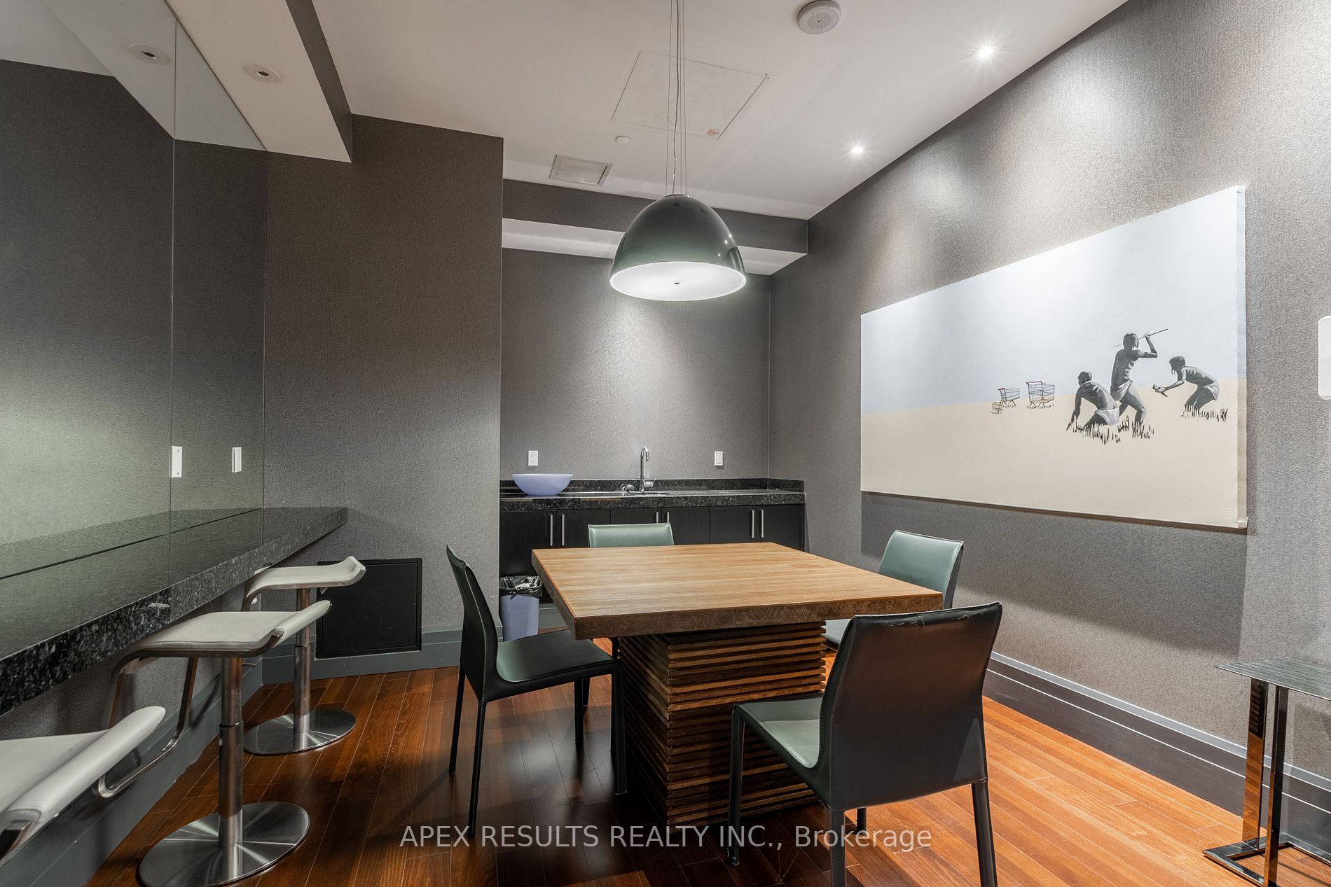 55 Speers Rd, #411