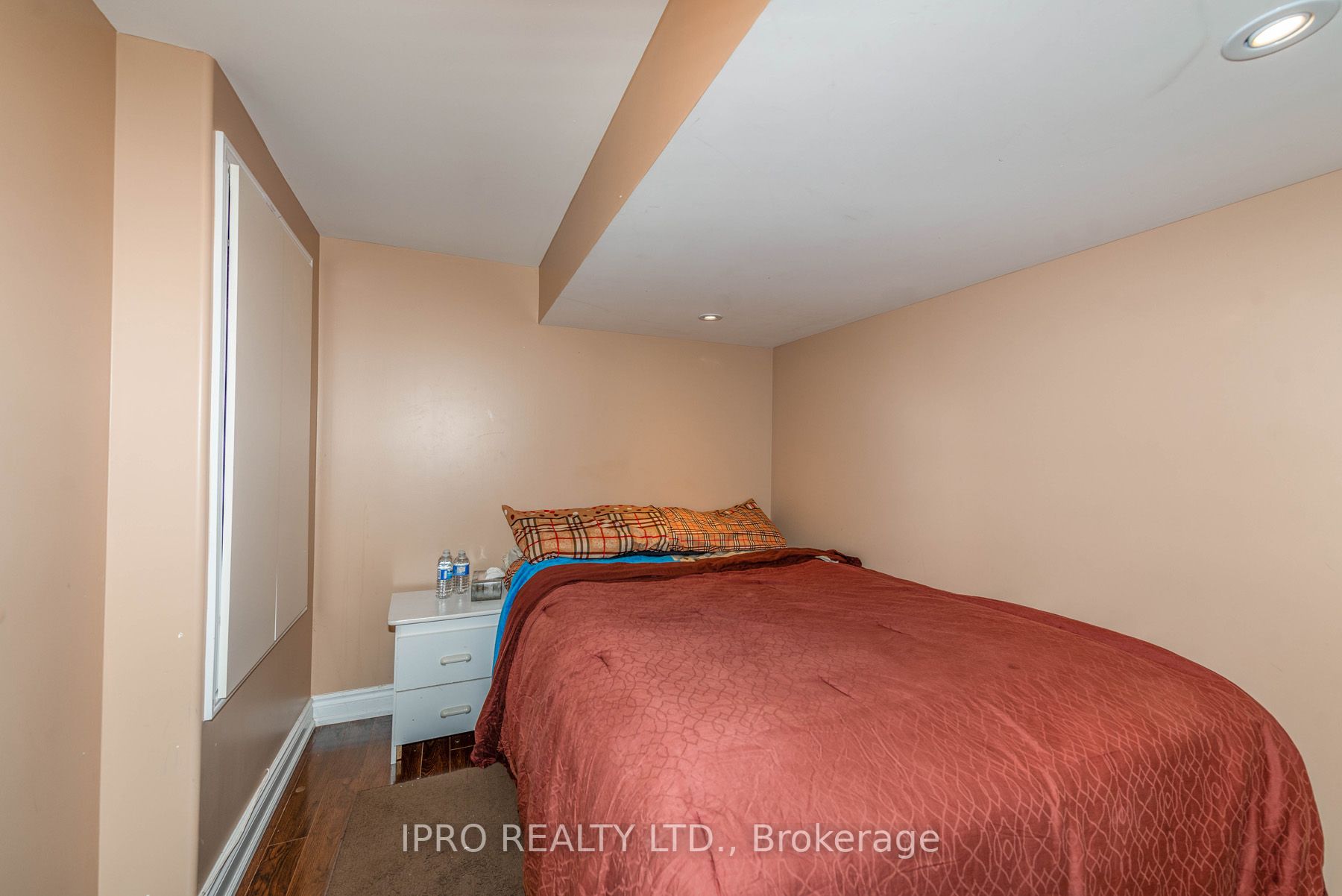 10 Tokara Avenue