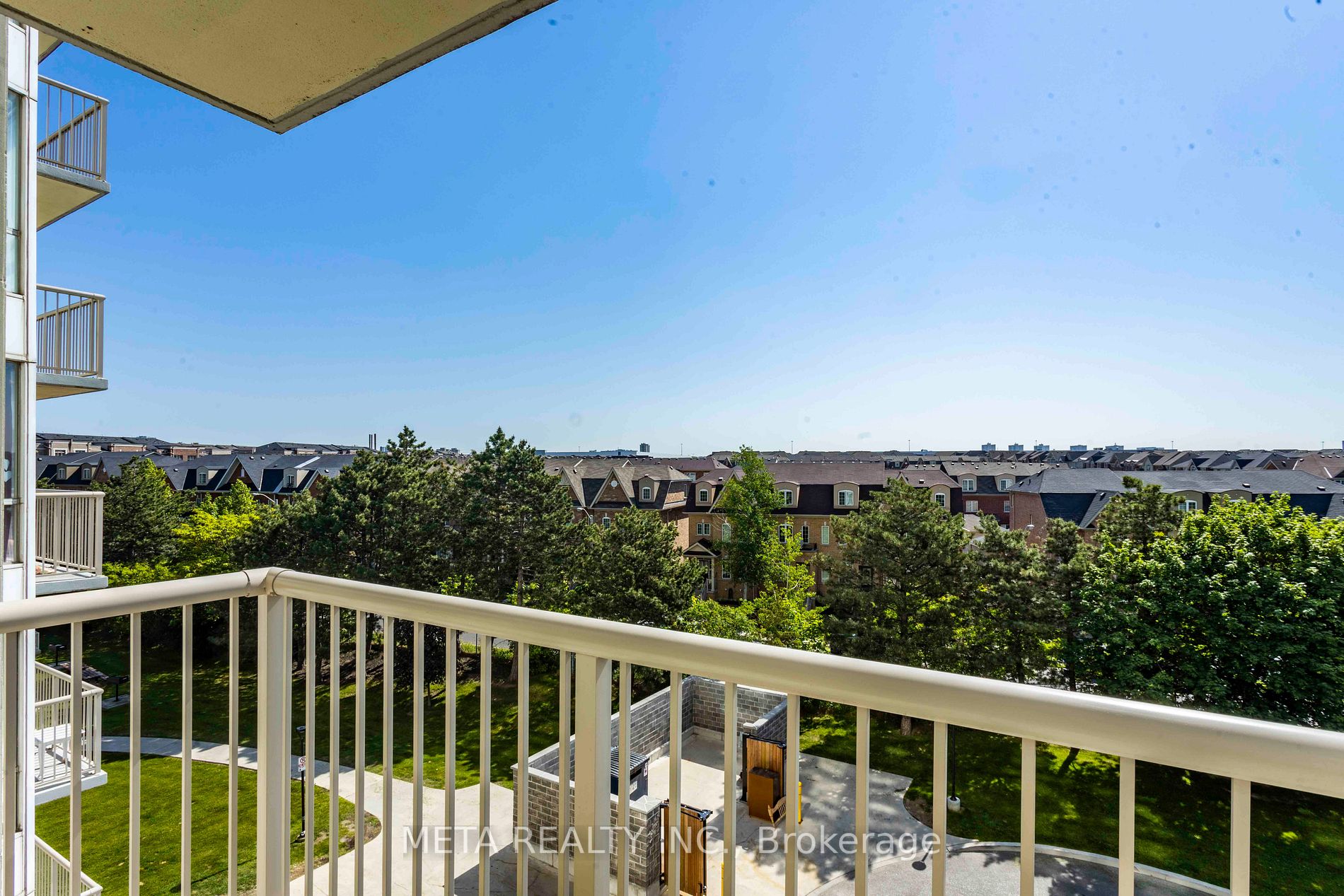3077 Weston Rd N, #612